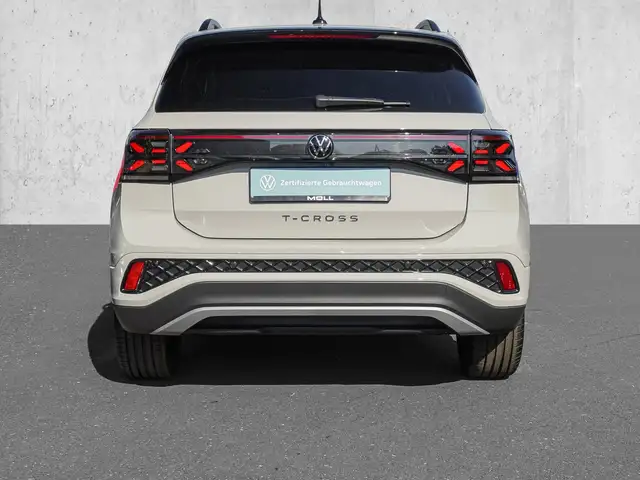 Volkswagen T-Cross view 6