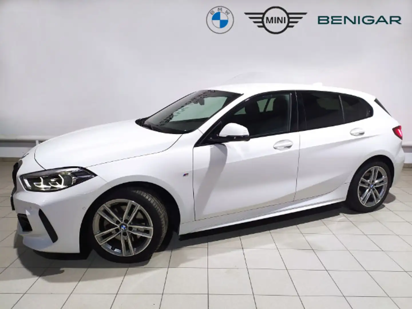 BMW 118 118dA Business Wit - 1
