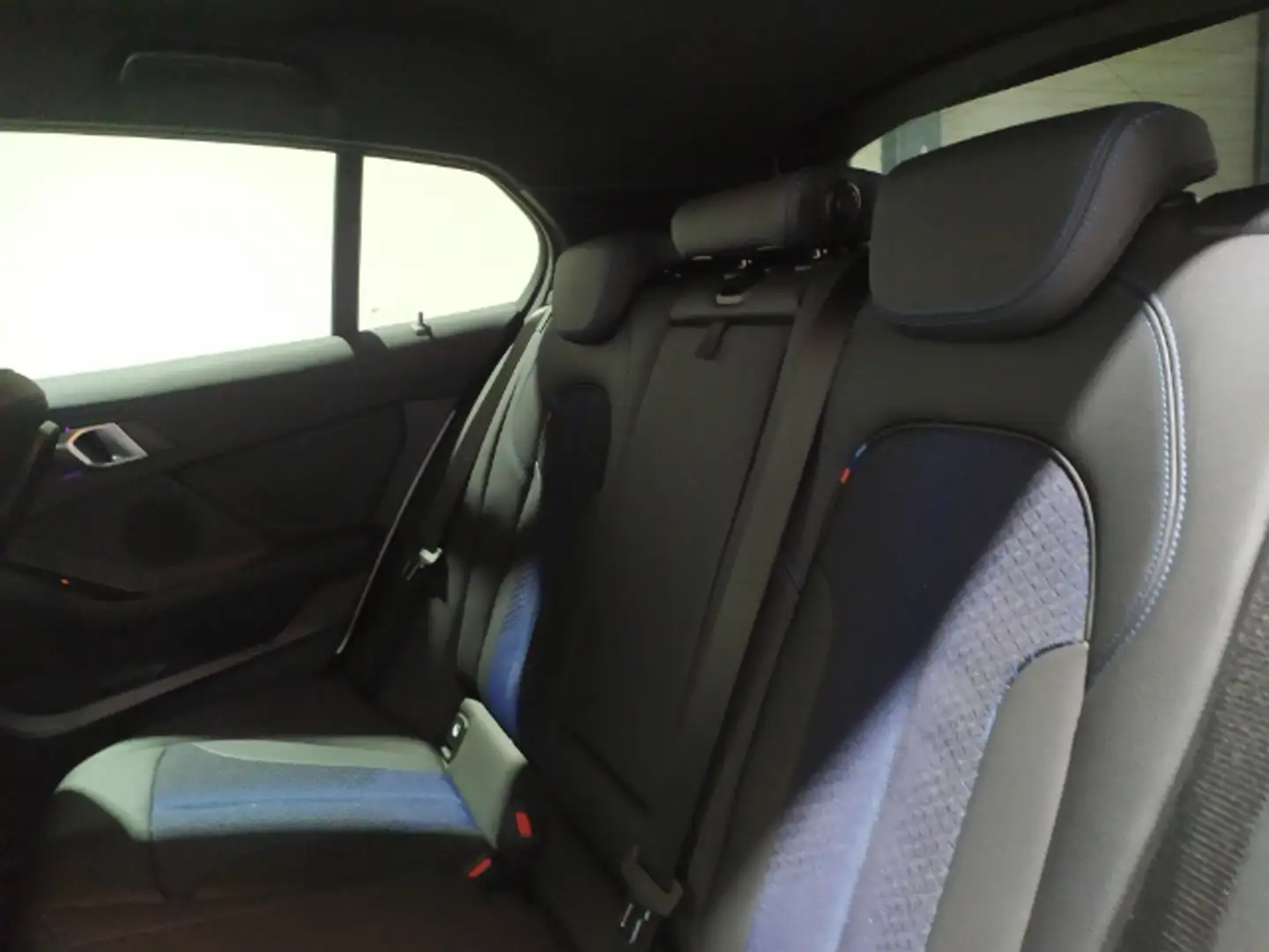 BMW 118 118dA Business Wit - 2