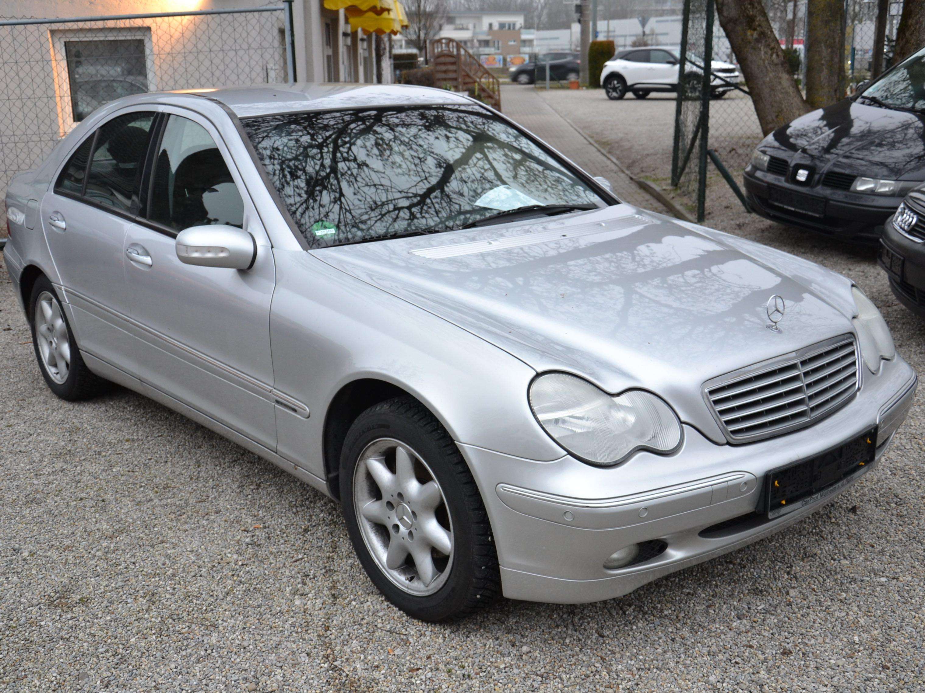Second hand Mercedes Benz C-Class 200
