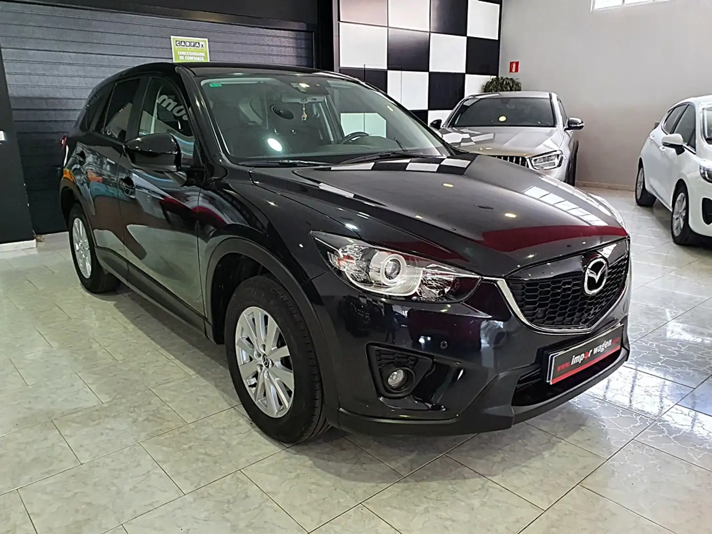 Mazda CX-5 2.2DE Luxury + Navegador 4WD Nero - 2