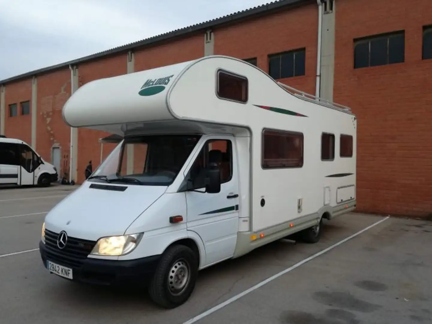 Mercedes-Benz Sprinter ercedes Sprinter - Mc Louis 700 Stirling Белый - 1