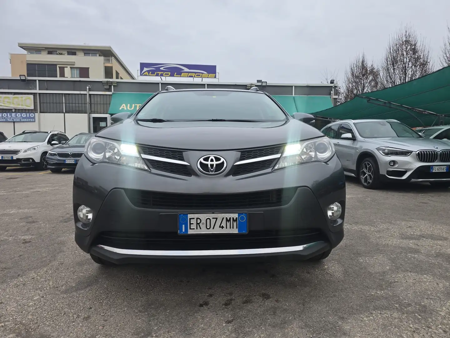 Toyota RAV 4 Rav4 IV 2013 Rav4 2.2 d-4d Lounge 4wd 150cv mt Grigio - 2