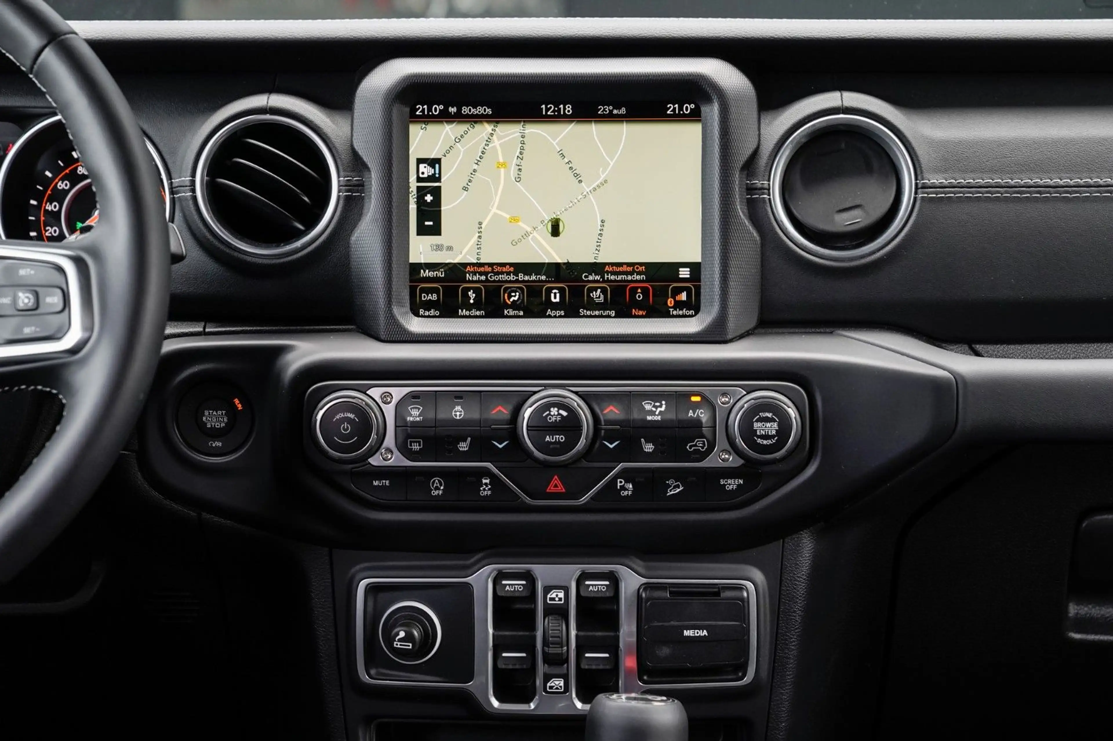 Jeep Wrangler Unlimited Sahara 2.2 CRDi *Alpine*AHK* — photo 14