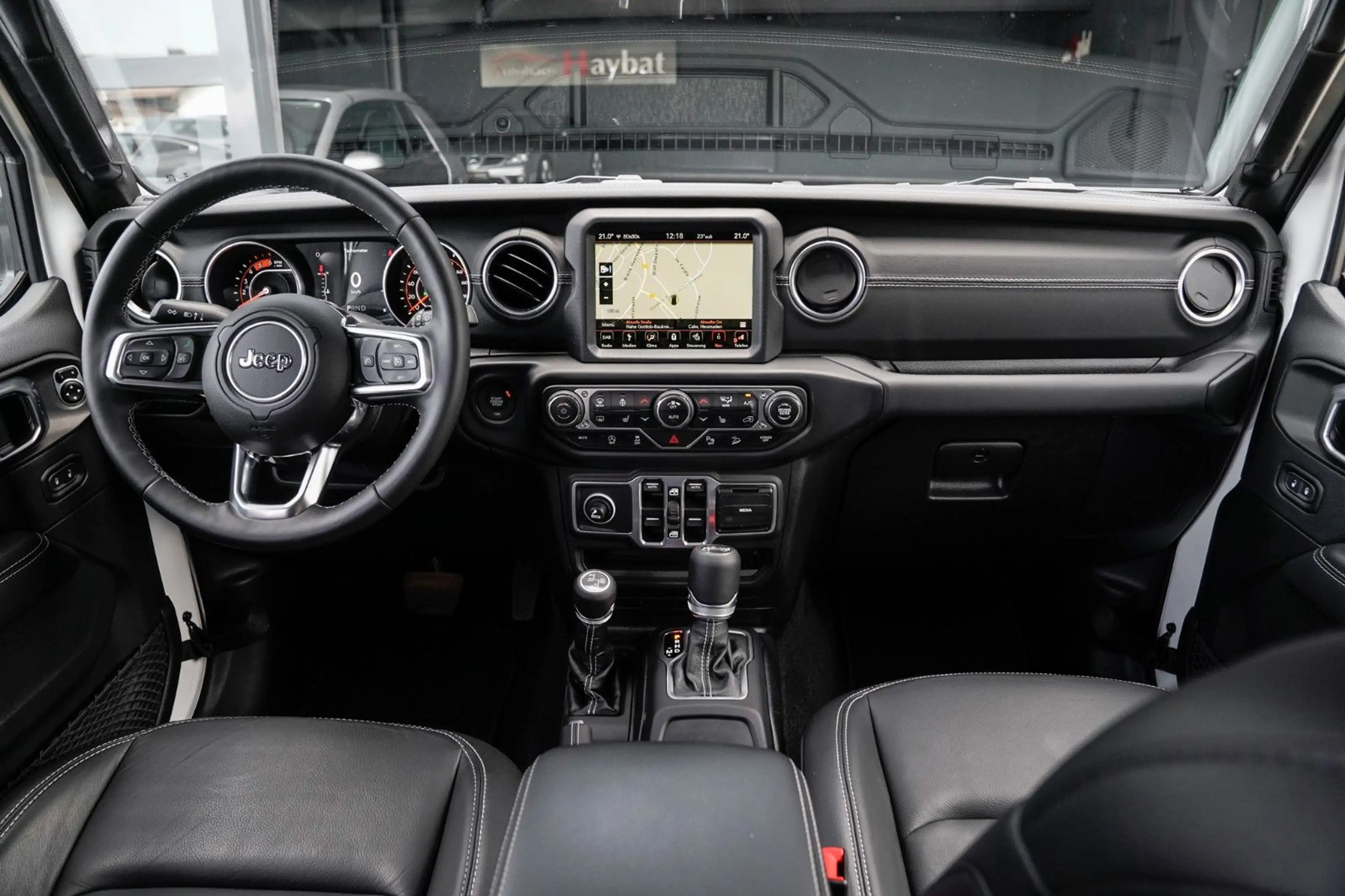 Jeep Wrangler Unlimited Sahara 2.2 CRDi *Alpine*AHK* — photo 13
