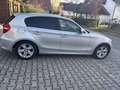 BMW 116 116d Grau - thumbnail 2