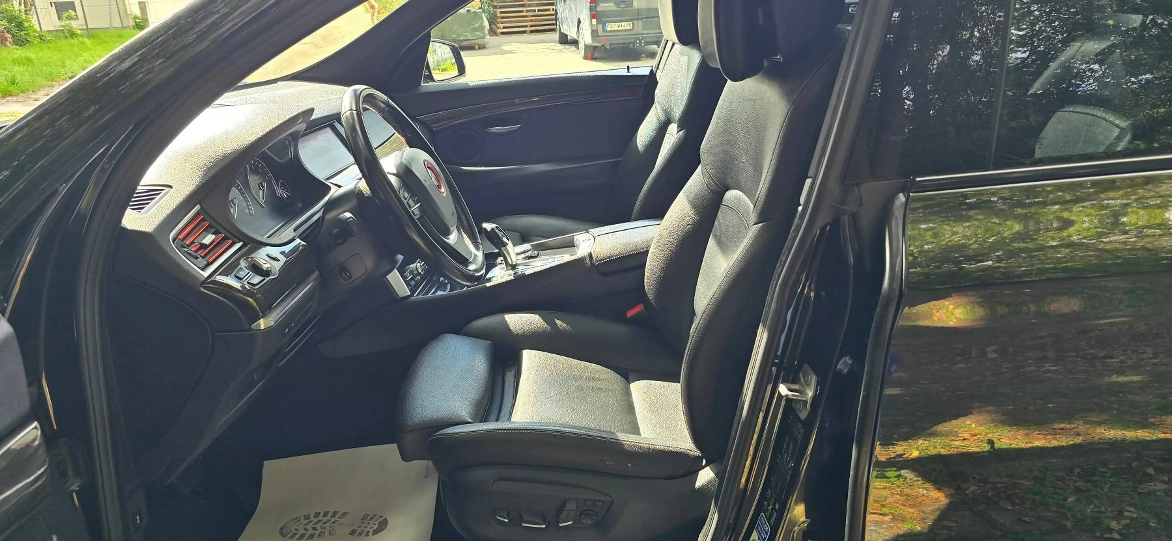 BMW 535 535i xDrive Gran Turismo Aut.*PERFORMANCE*Panorama*HeadUp*4xSHZ*Kamera* — photo 9