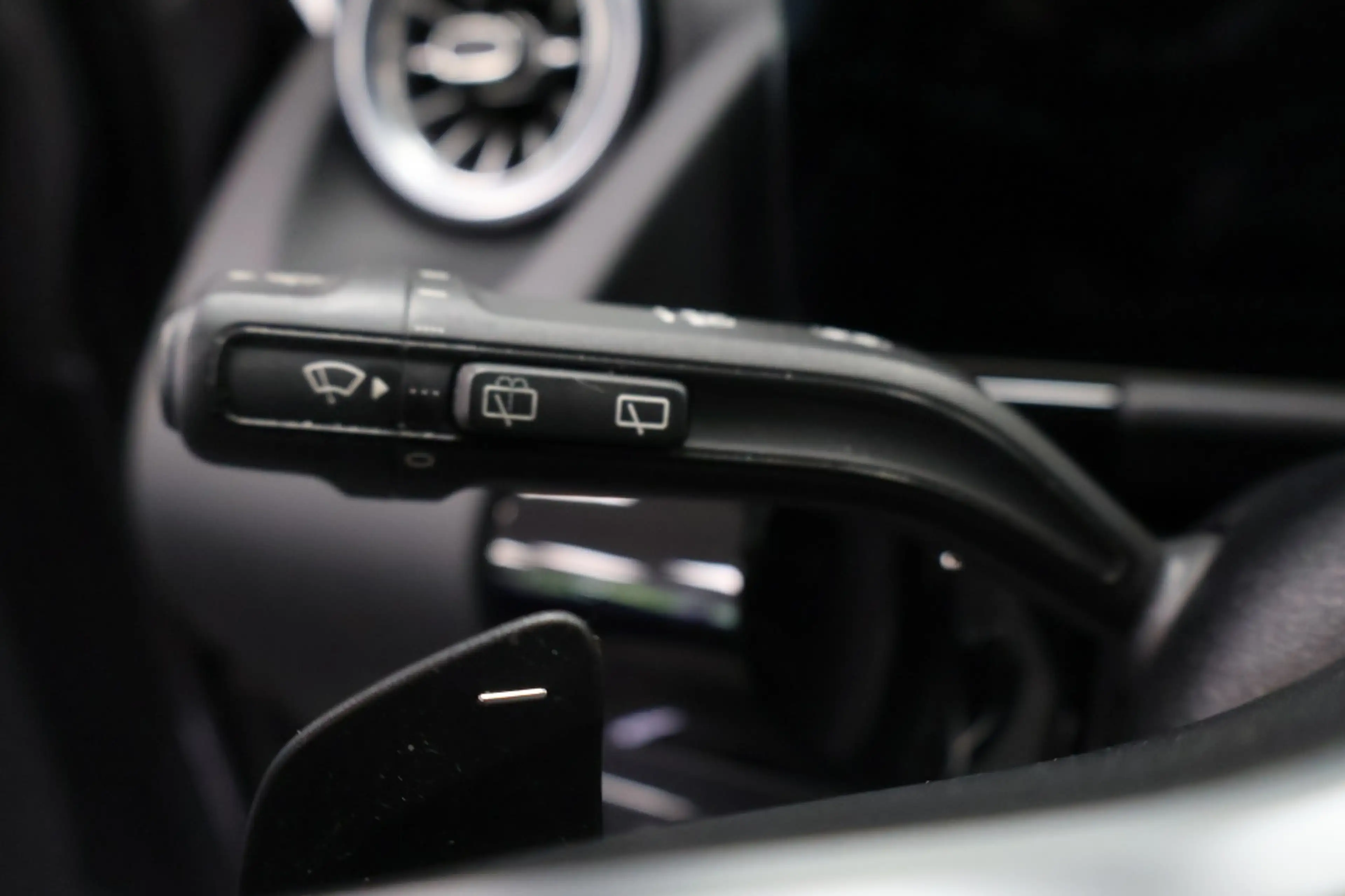 Mercedes-Benz GLA 180 Business Solution Luxury | PANO — photo 13