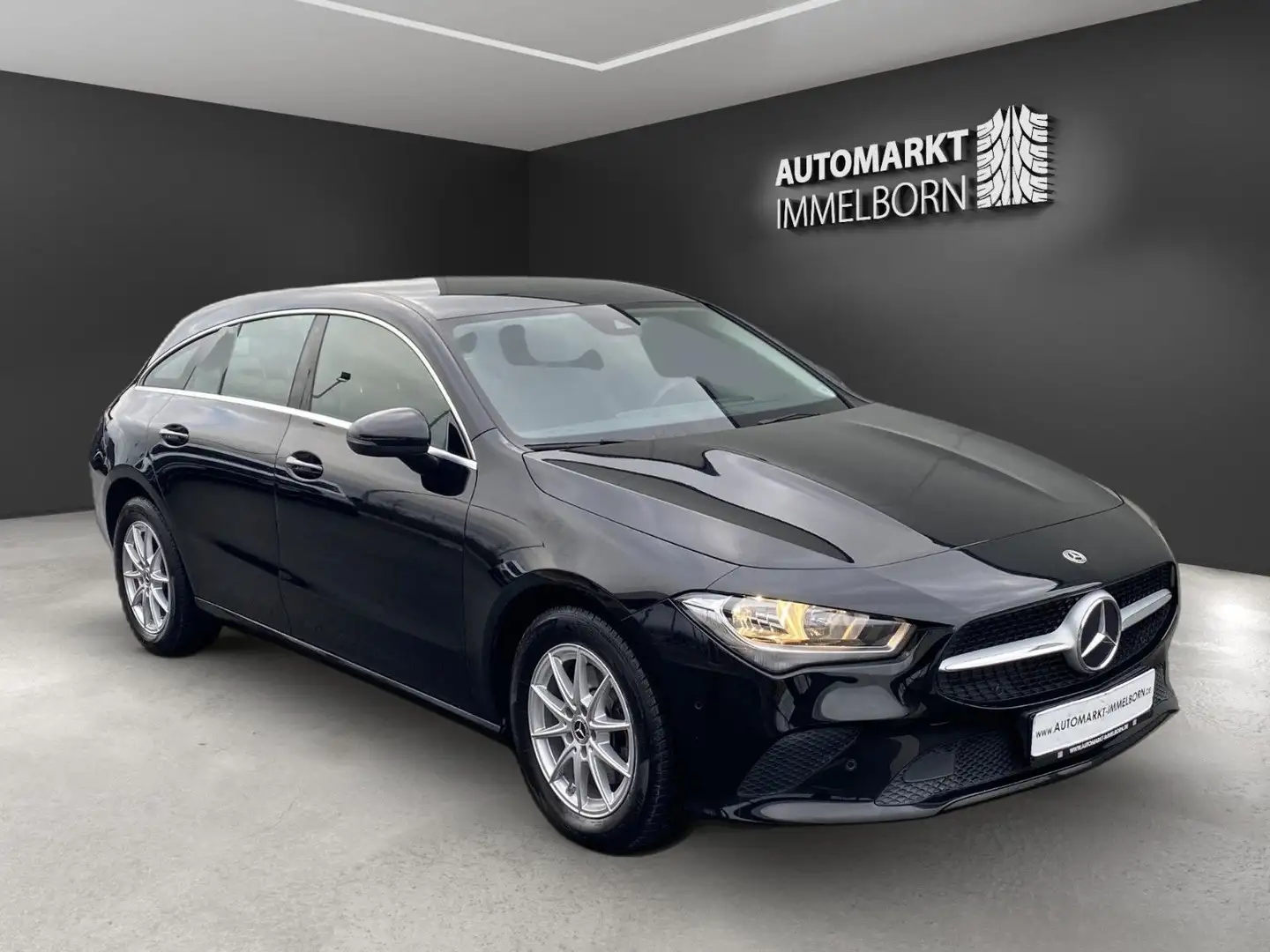 Mercedes-Benz CLA 200 CLA 200 Shooting Leder*Navi*Dig.tacho*MBUX* Černá - 1