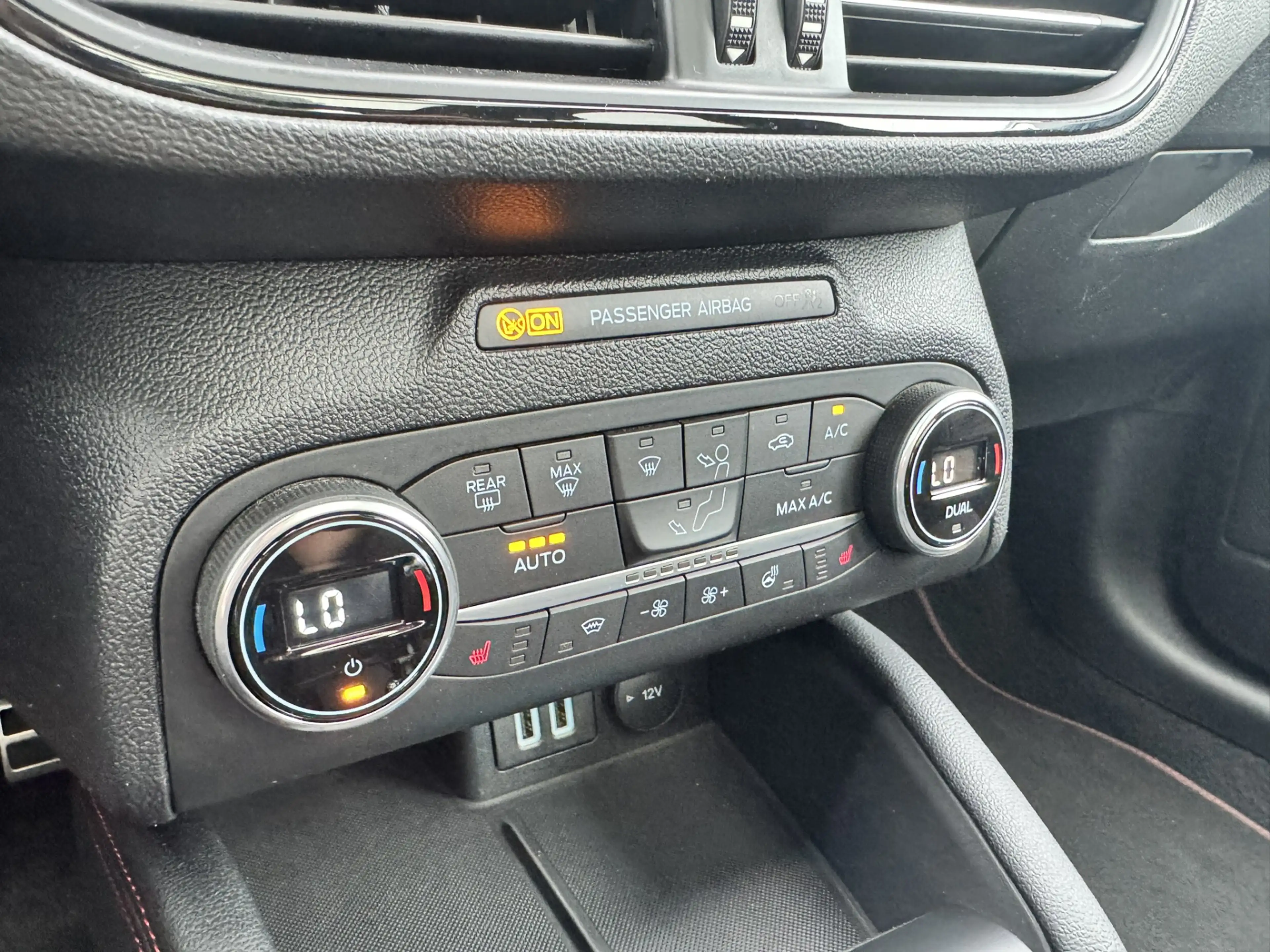 Ford Focus 1.0 EcoBoost Hybrid ST Line X *Panoramadak*B&O*Cam — photo 10