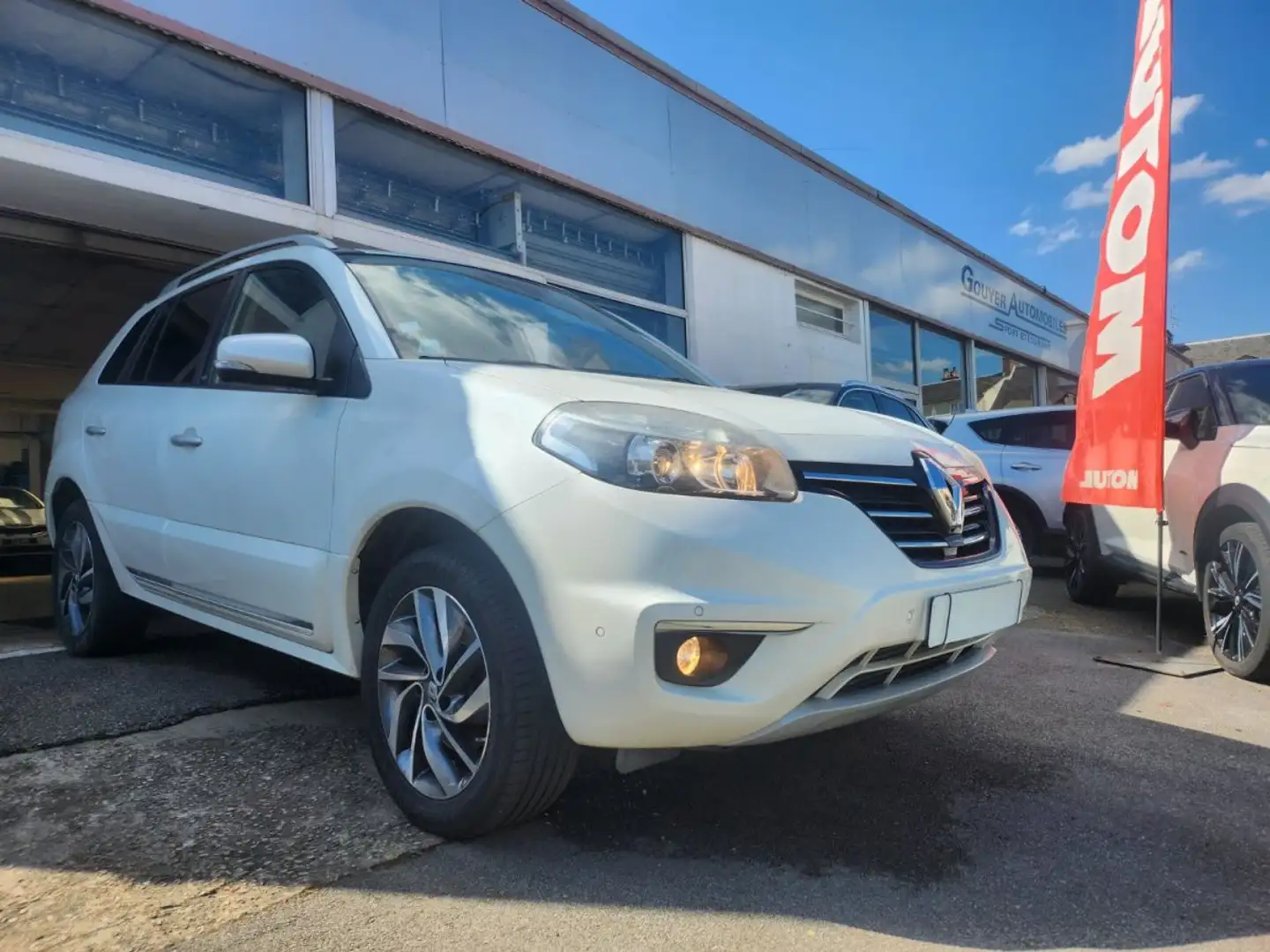 Renault Koleos RENAULT KOLEOS INITIAL PARIS DCI 150 Wit - 1