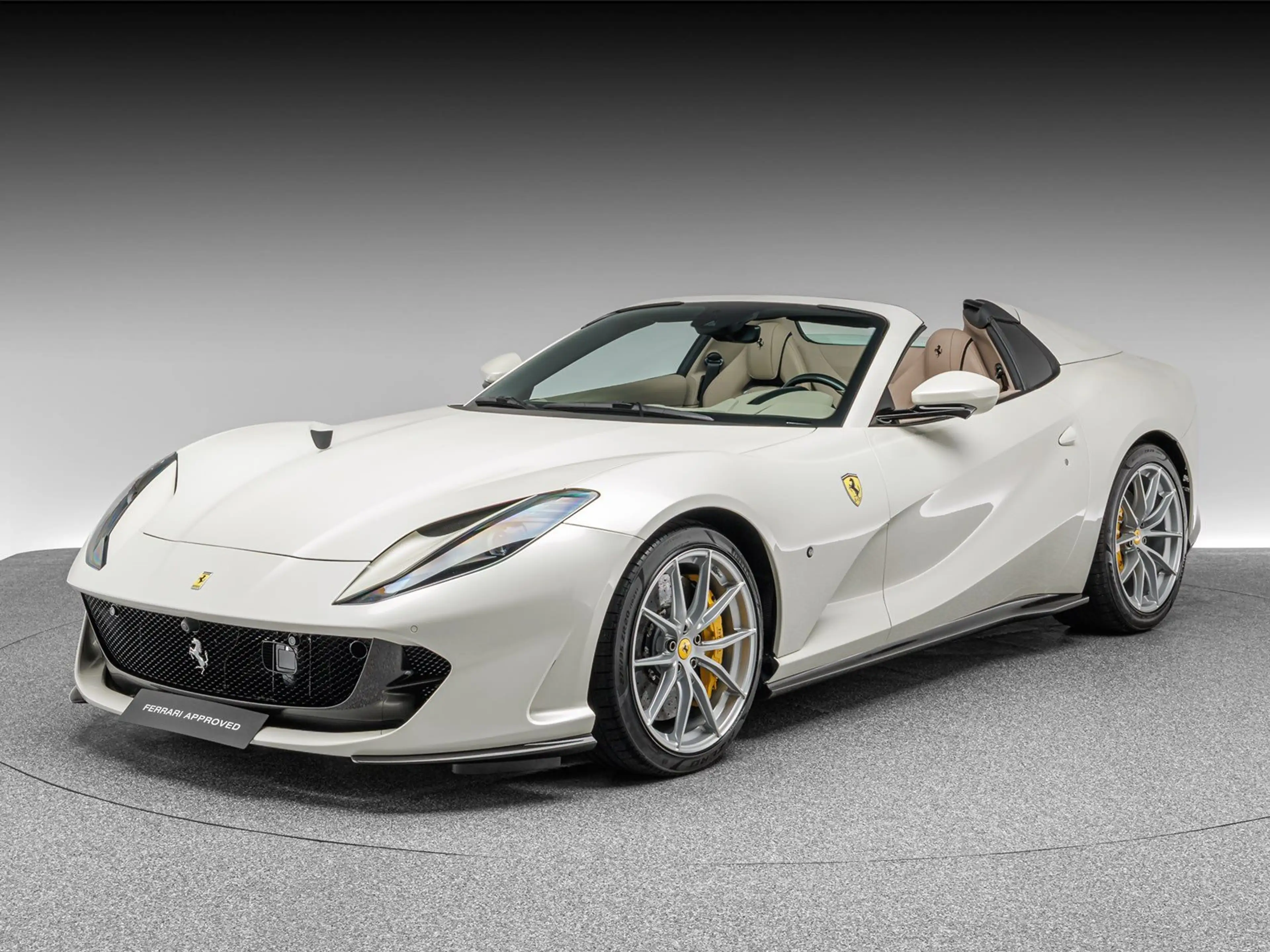 Ferrari 812 GTS
