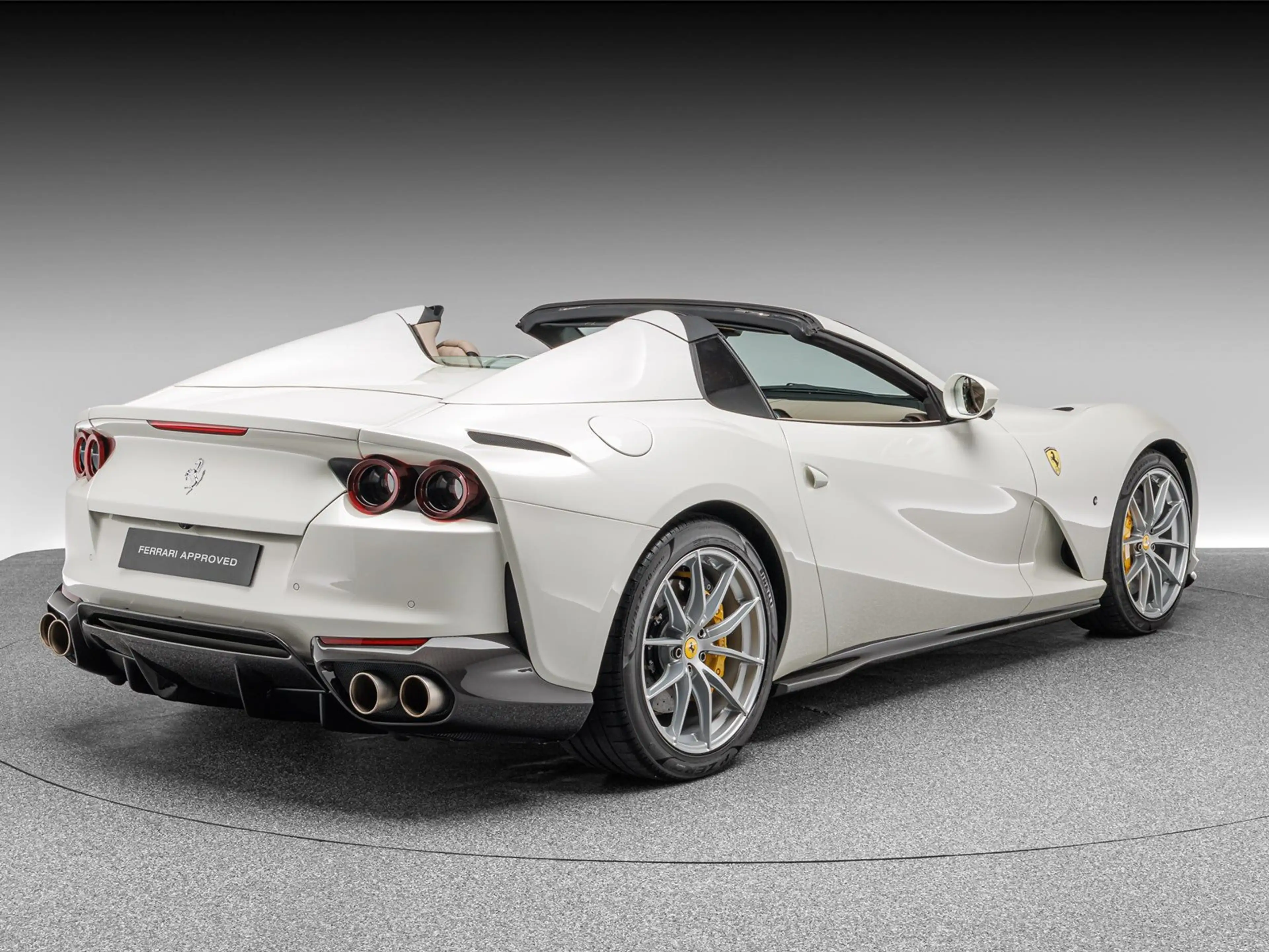 Ferrari 812 GTS — photo 8
