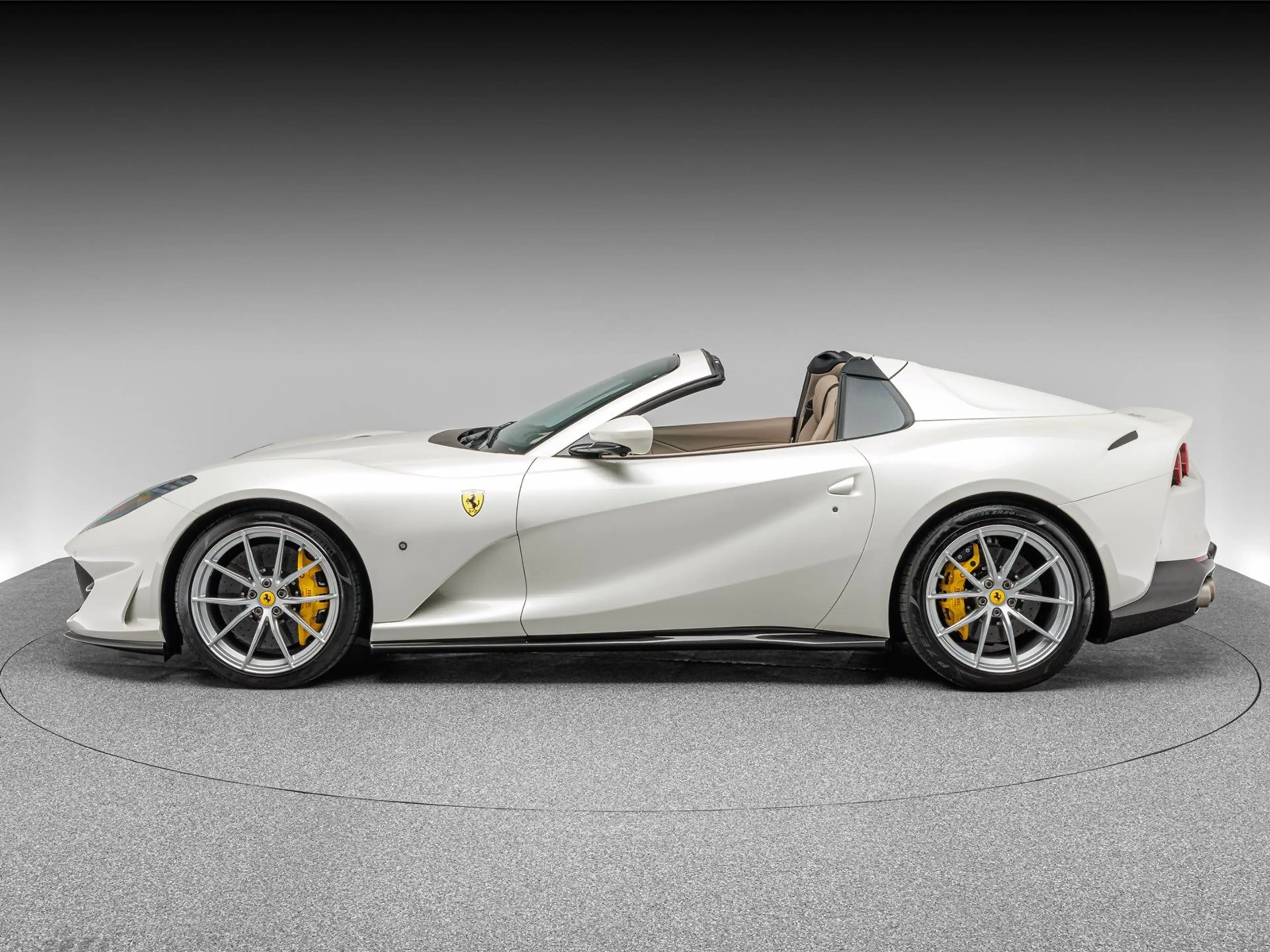 Ferrari 812 GTS — photo 2