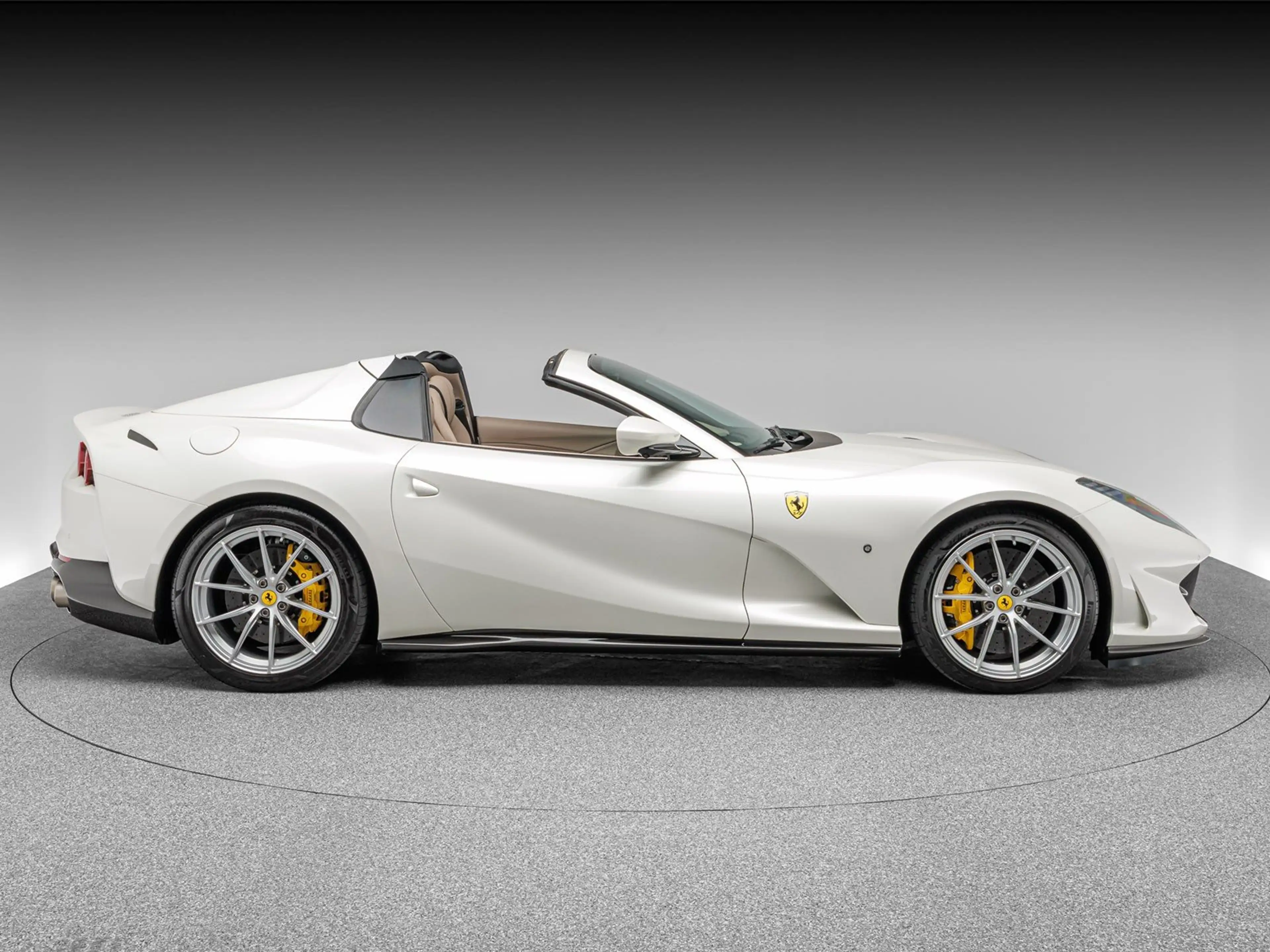 Ferrari 812 GTS — photo 9