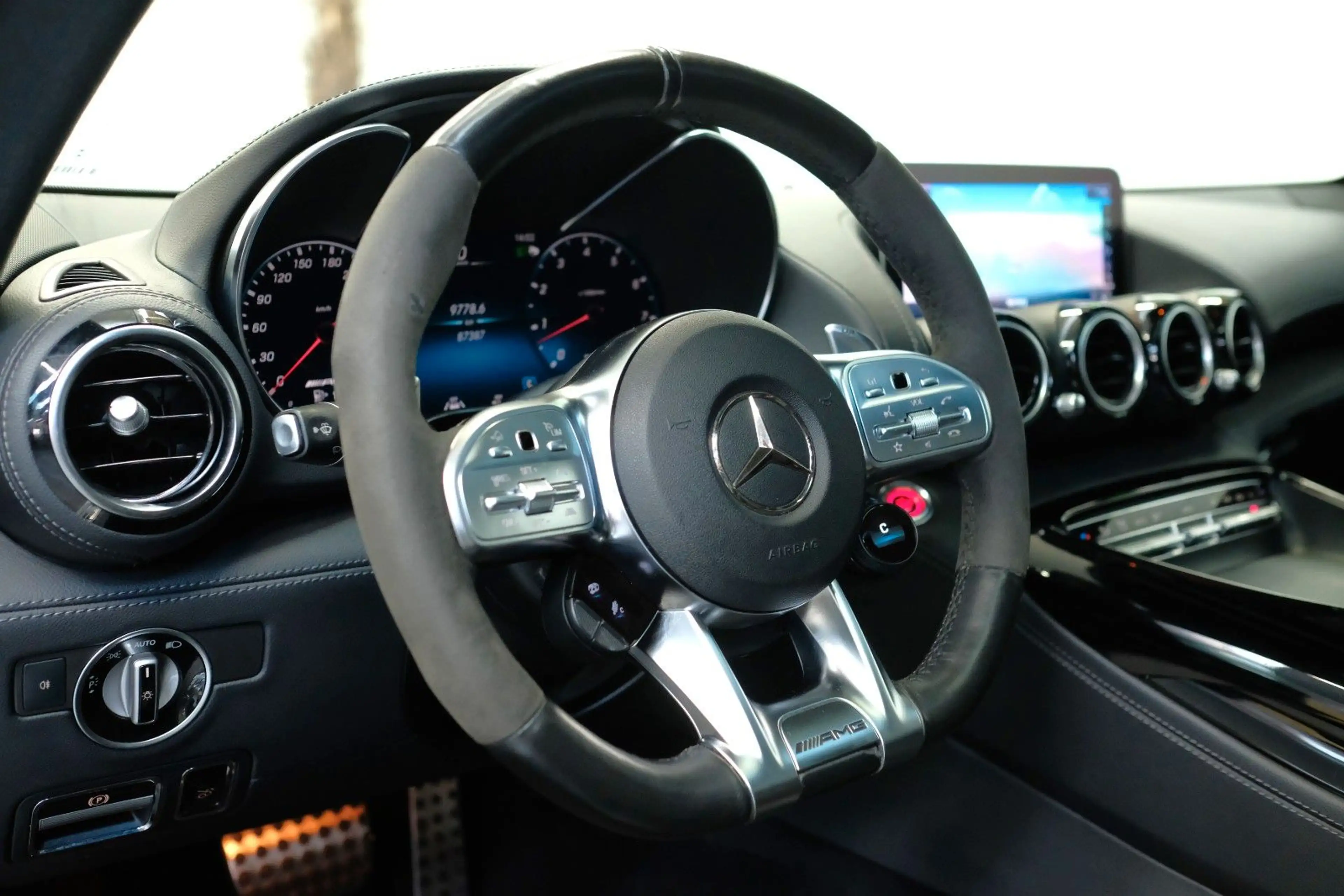 Mercedes-Benz AMG GT Coupe/CARBON/RIDE/PANO/BURMESTER — photo 15