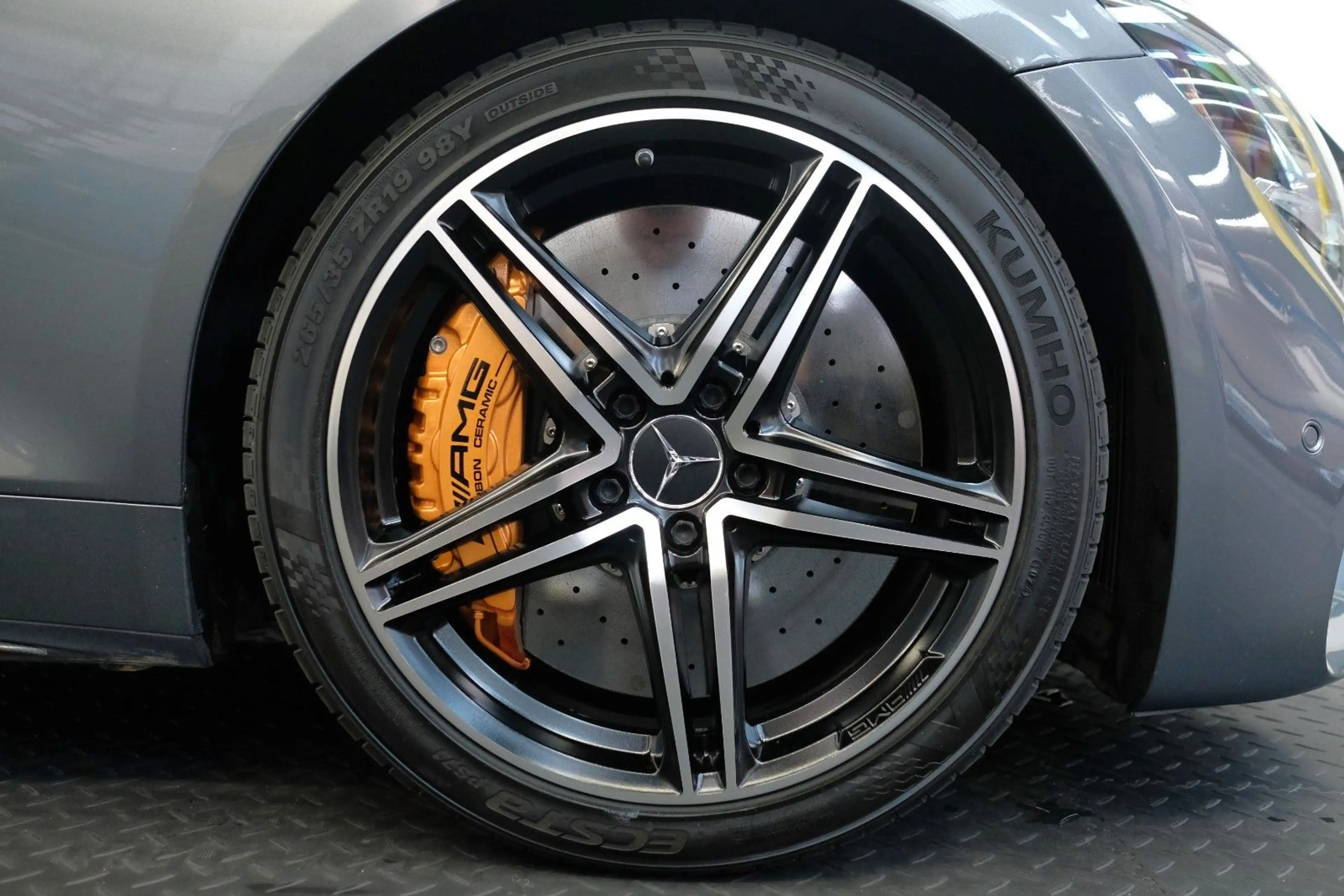Mercedes-Benz AMG GT Coupe/CARBON/RIDE/PANO/BURMESTER — photo 11