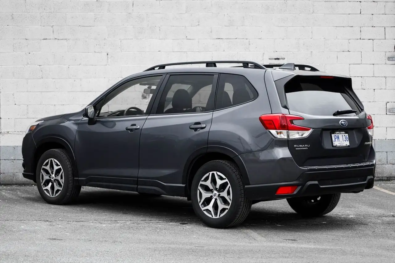 Subaru Forester снимка Subaru Forester