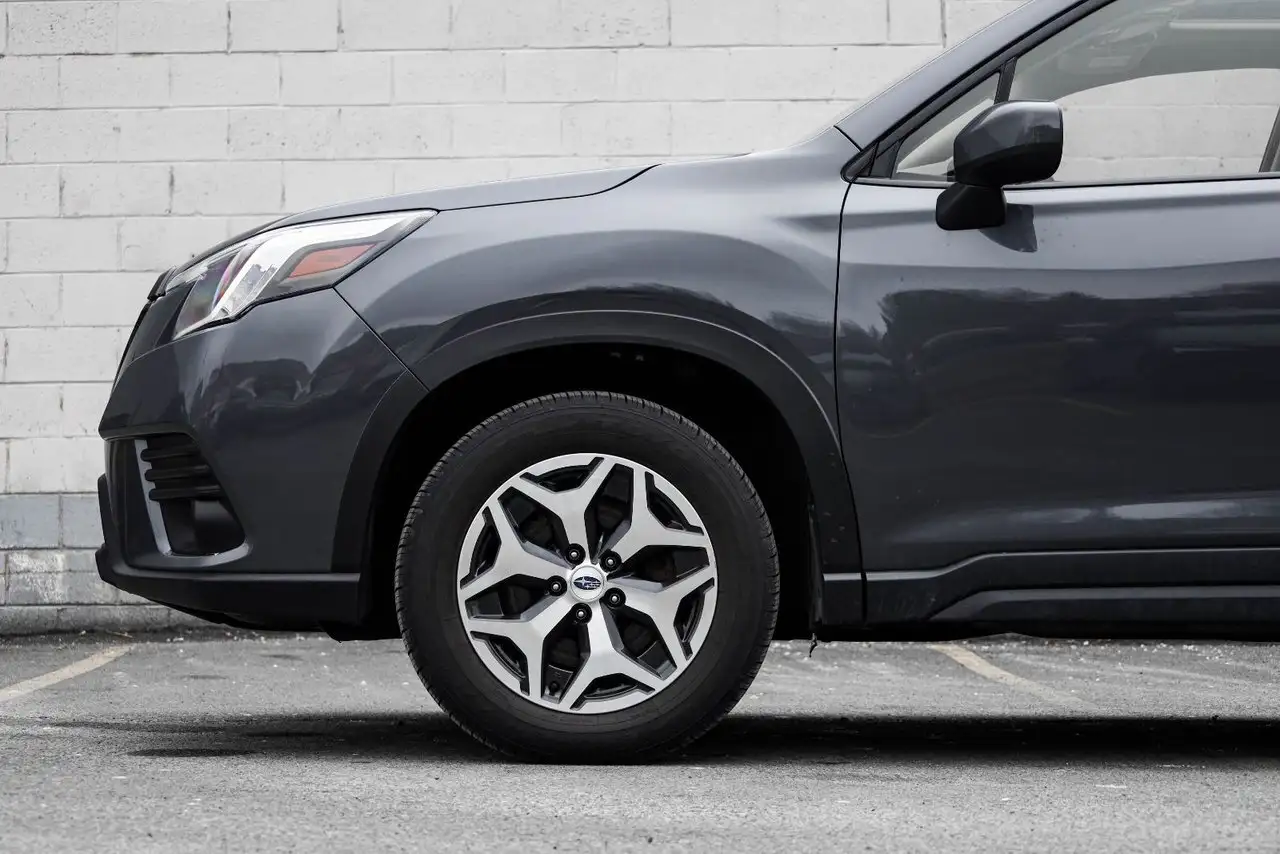 Subaru Forester снимка Subaru Forester