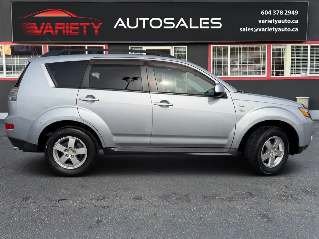 Mitsubishi Outlander снимка Mitsubishi Outlander