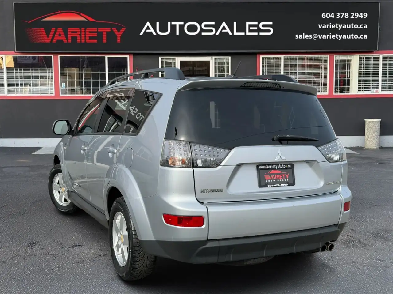 Mitsubishi Outlander снимка Mitsubishi Outlander