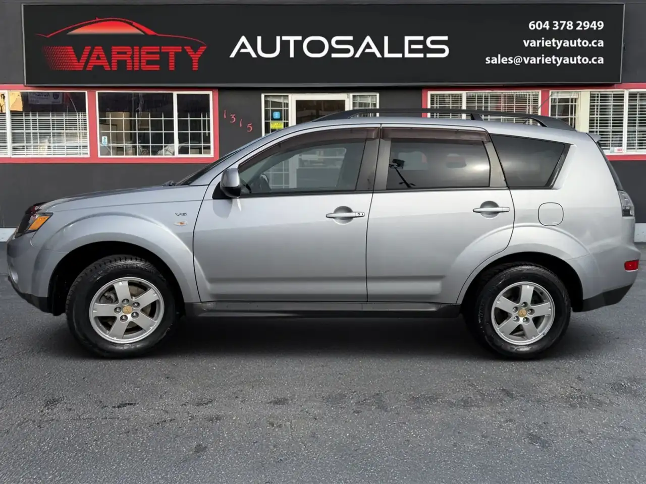 Mitsubishi Outlander снимка Mitsubishi Outlander