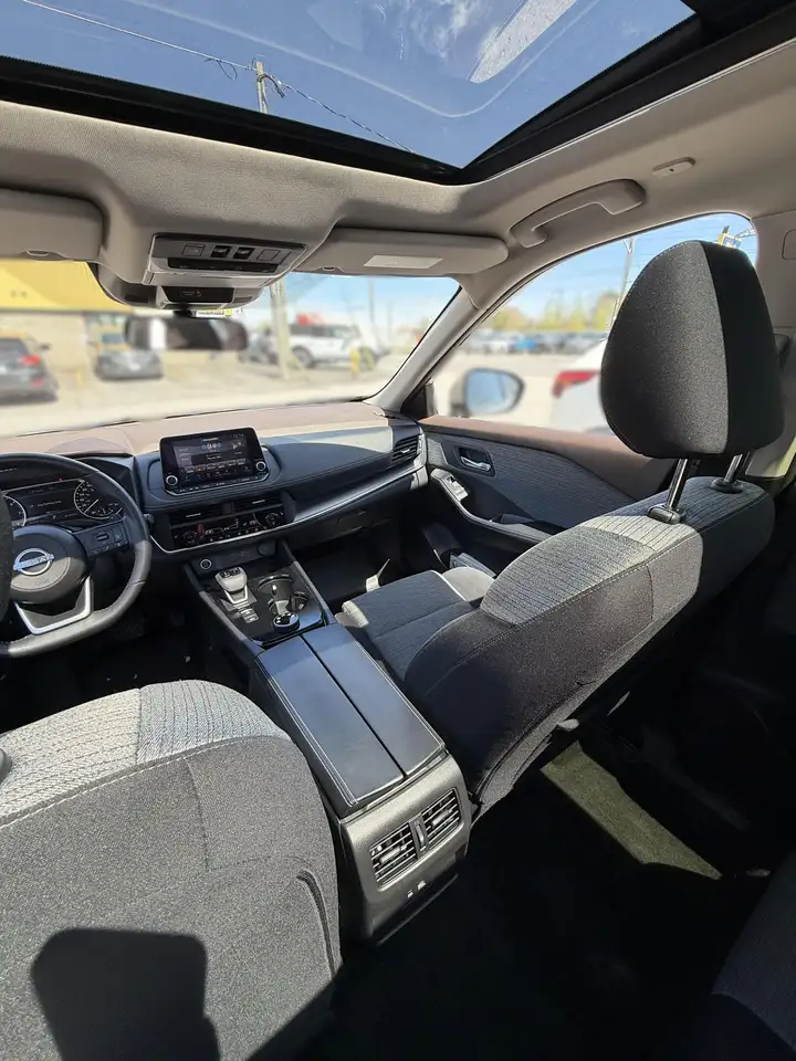 Nissan Rogue снимка Nissan Rogue