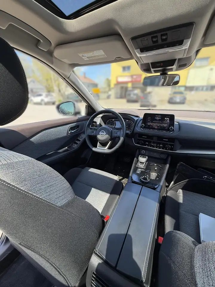 Nissan Rogue снимка Nissan Rogue