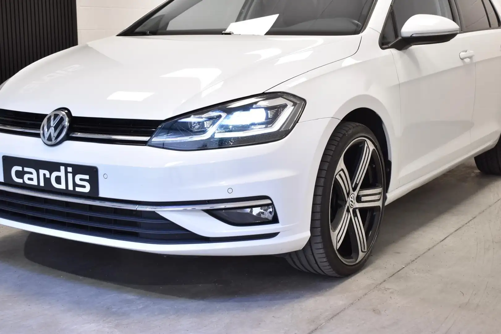 Volkswagen Golf 2.0 SCR TDi Life DSG Blanc - 2