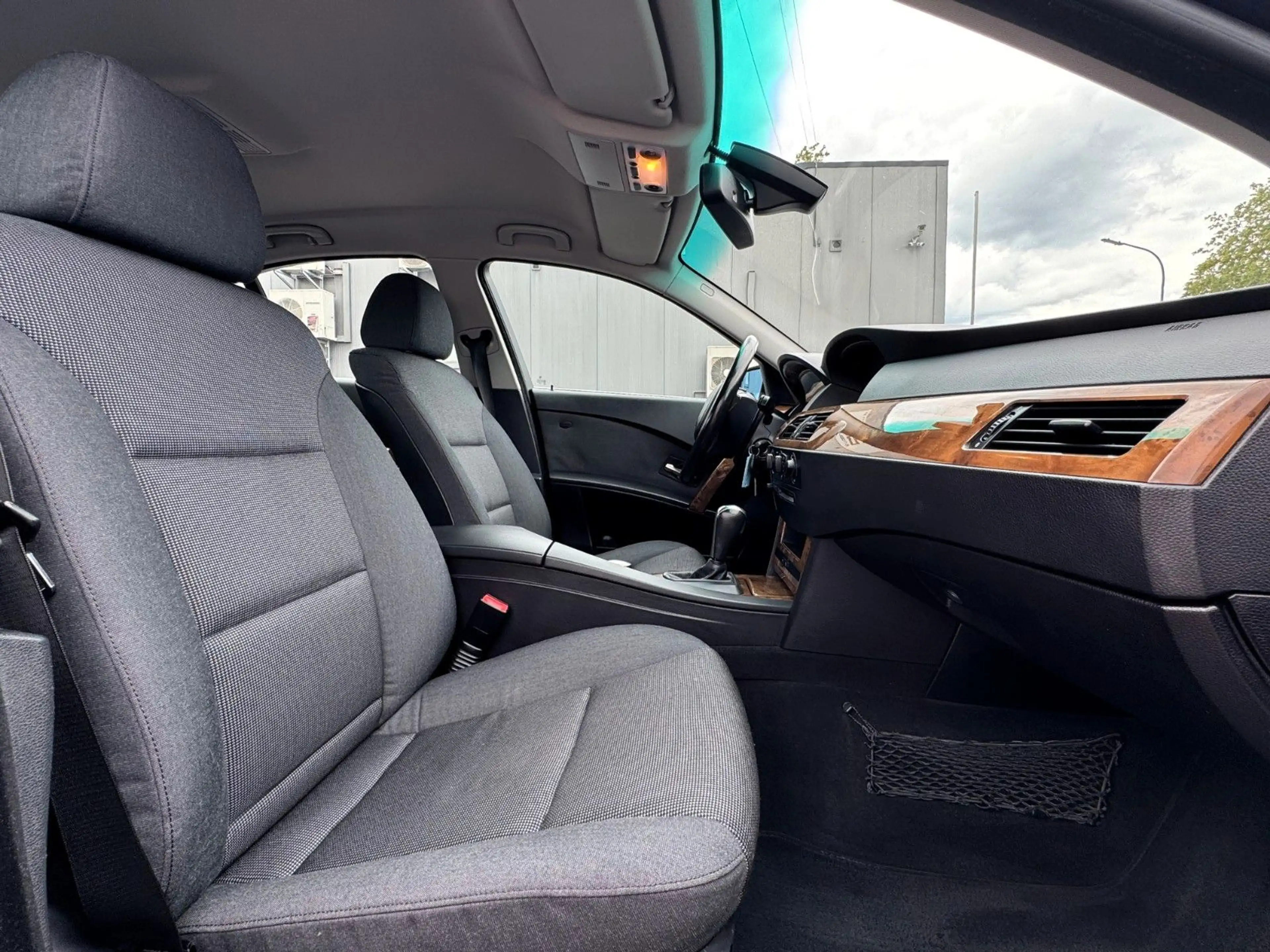 BMW 520 i Limo. Automatik *2.Hand/Navi/Xenon/Tempo.* — photo 10
