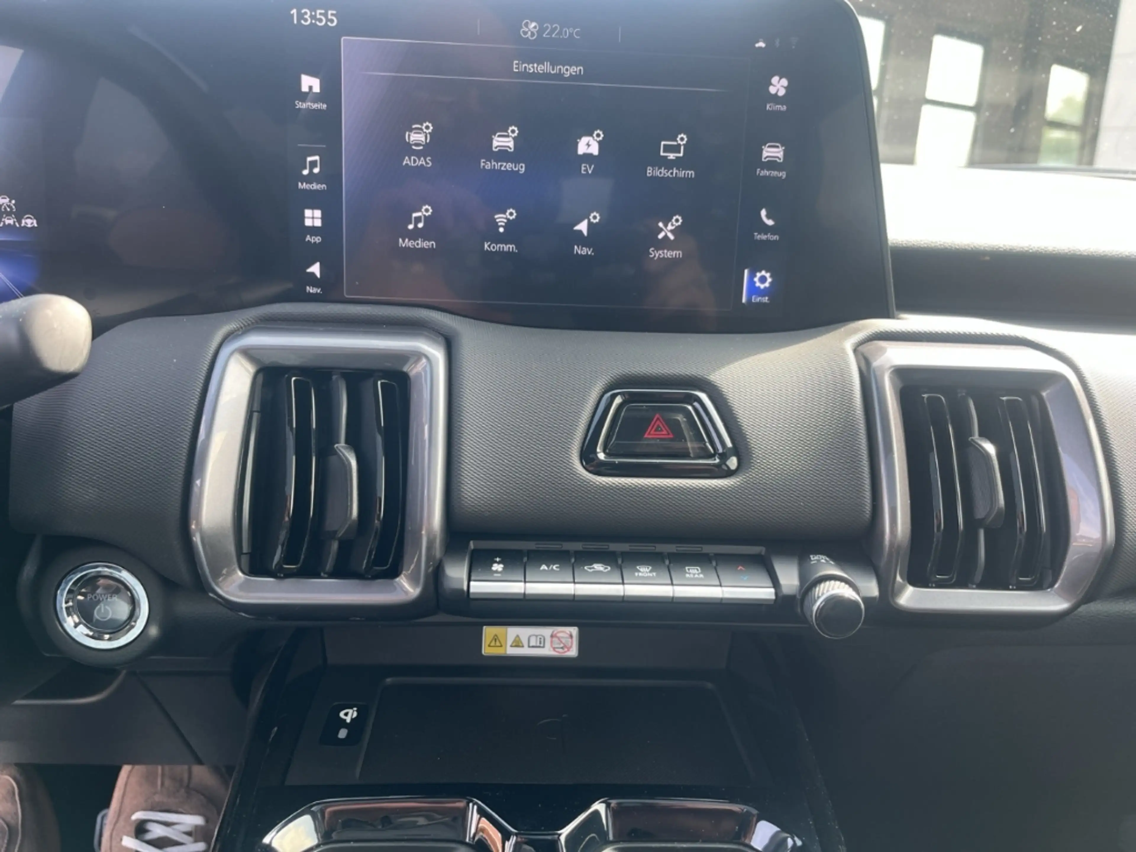 Toyota Urban Cruiser 128 kW FWD Lounge 61 kw/h ACC RFK SHZ LHZ DAB — photo 14