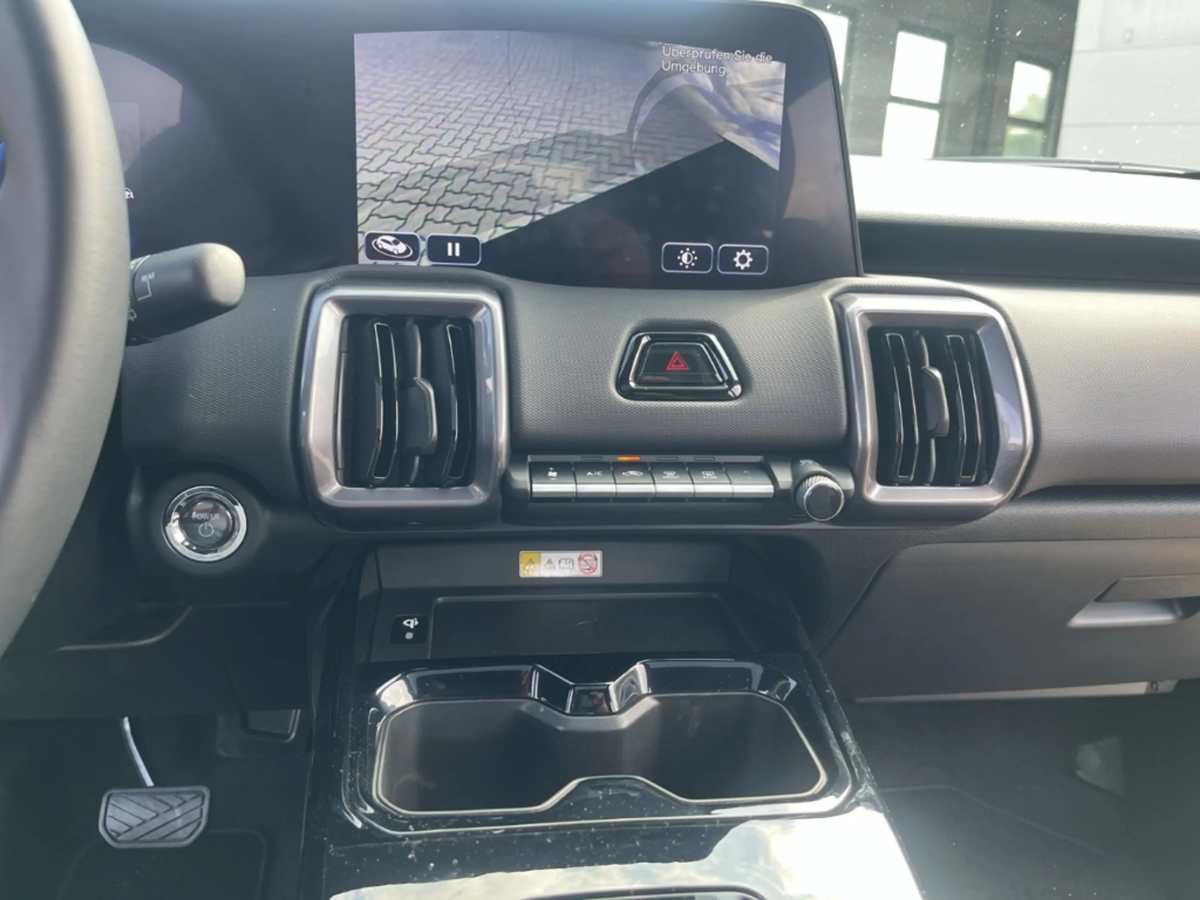 Toyota Urban Cruiser 128 kW FWD Lounge 61 kw/h ACC RFK SHZ LHZ DAB — photo 11