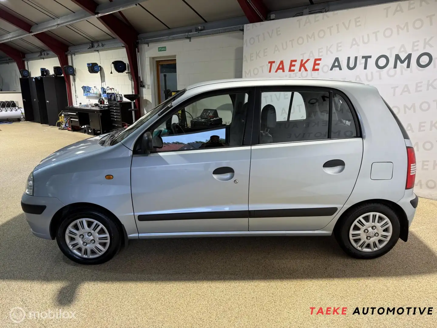 Hyundai Atos 1.1i Active Young APK/NAP/1eEIG Bleu - 2
