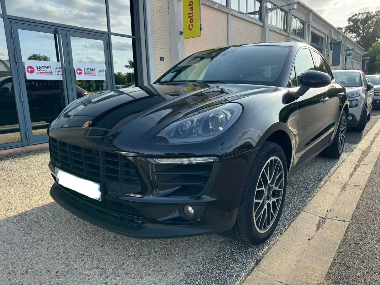 Porsche Macan 2.0 252CH PDK Schwarz - 1