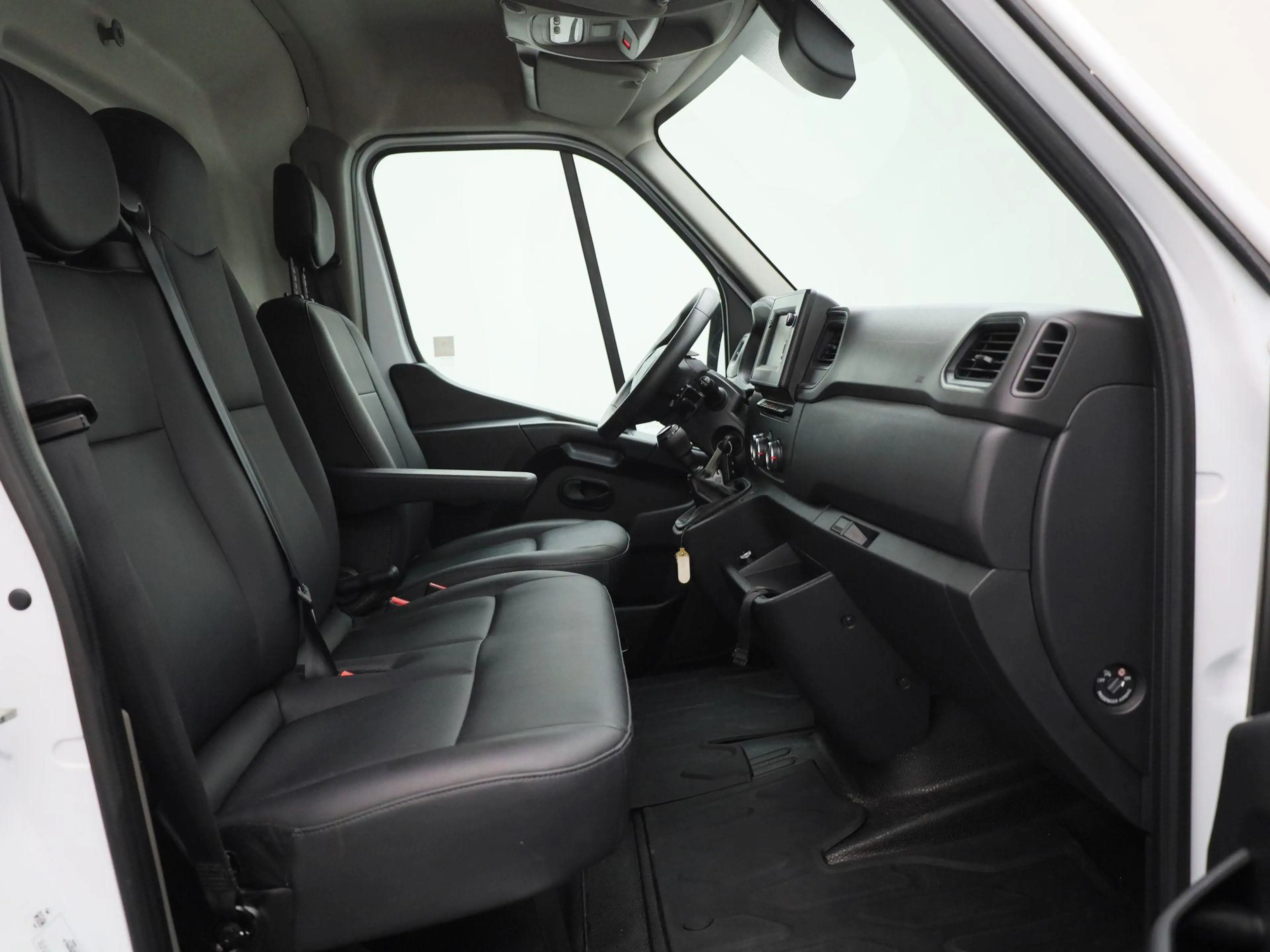 Renault Master 2.3 DCI Grand Confort L3H2 LEDER | LAADRUIMTE met — photo 12