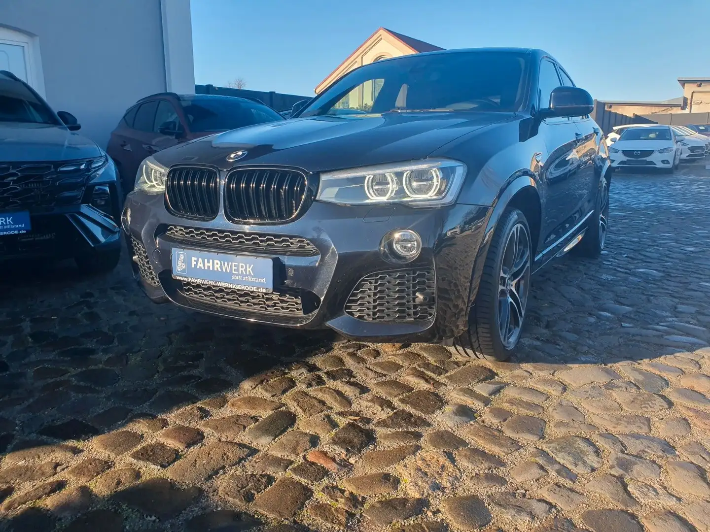 BMW X4 xDrive 20 d M-Paket LED,Navi,Leder Schwarz - 1