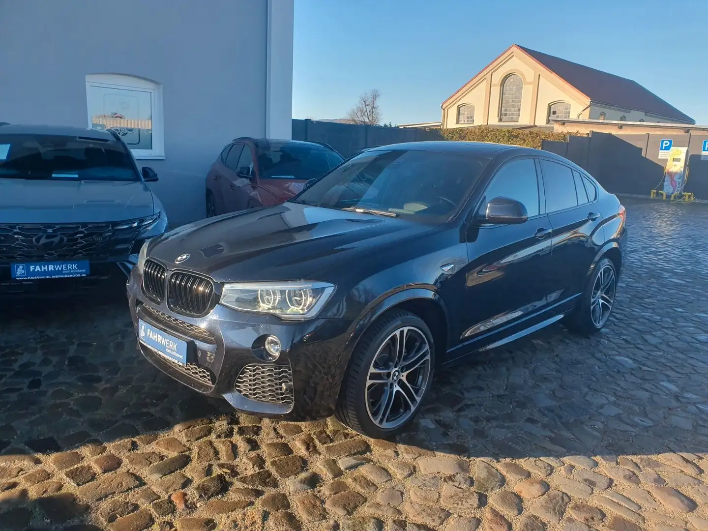 BMW X4 xDrive 20 d M-Paket LED,Navi,Leder Schwarz - 2
