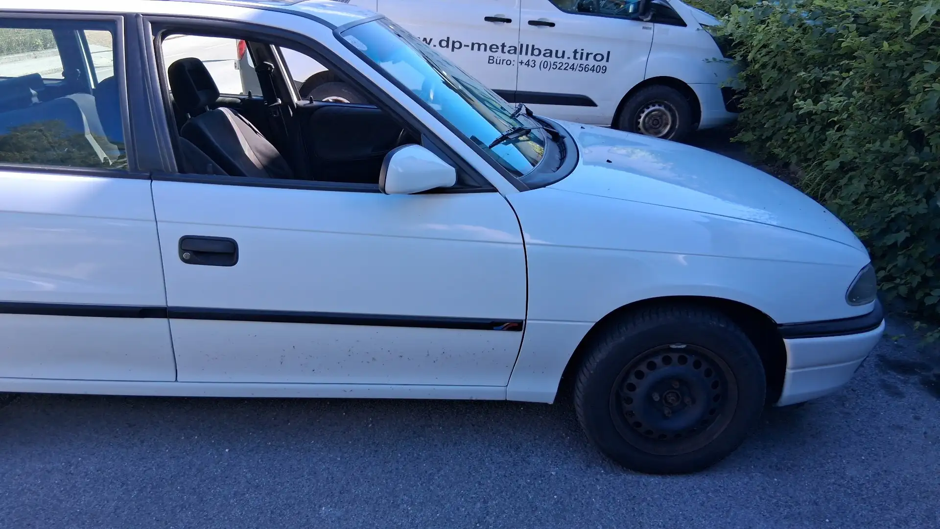 Opel Astra Caravan Young TD - 1