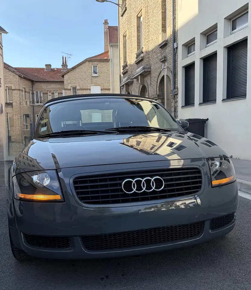 Audi TT 1.8T, foto 2