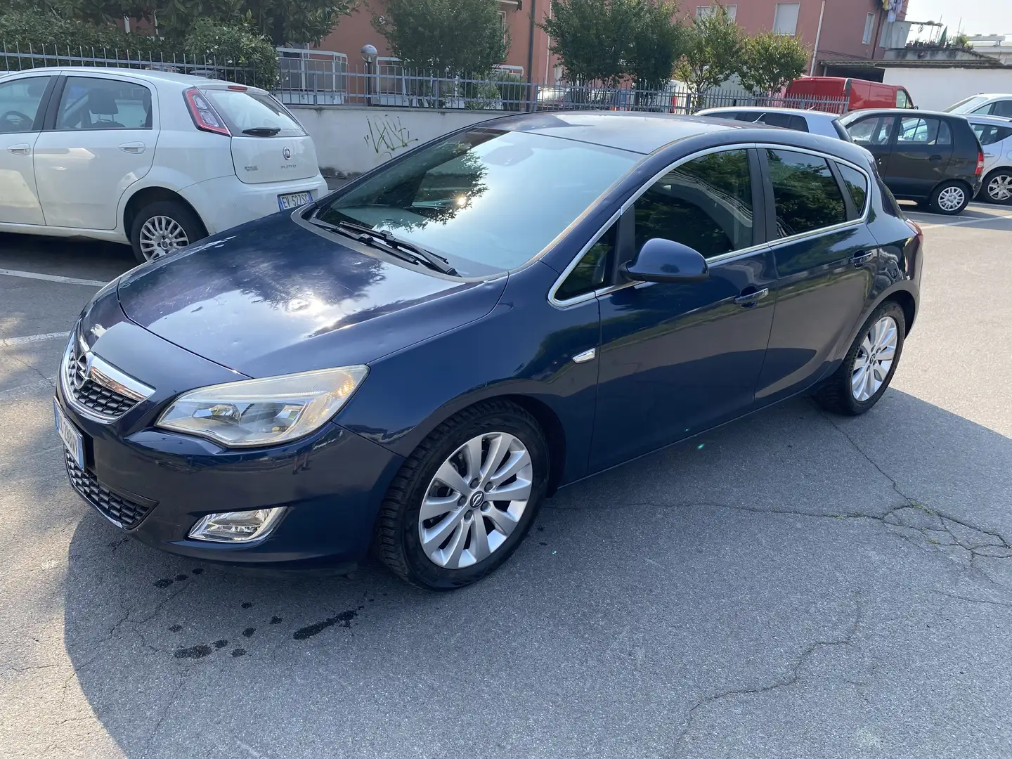 Opel Astra 5p 1.7 cdti Elective 110cv Bleu - 1