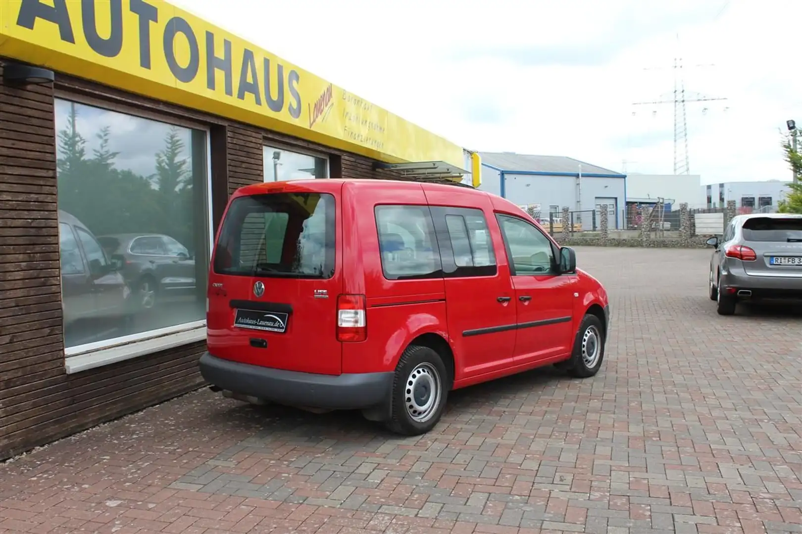 Volkswagen Caddy Life, Erdgas, 7-Sitzer, 1.Hand Rouge - 2