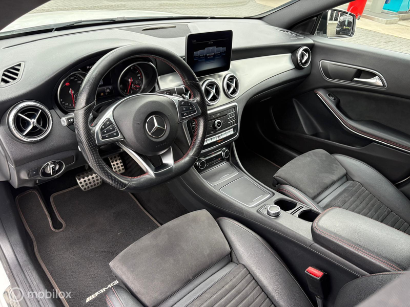Mercedes-Benz CLA 180 Shooting Brake AMG-LINE|LED|STOELVER — photo 9