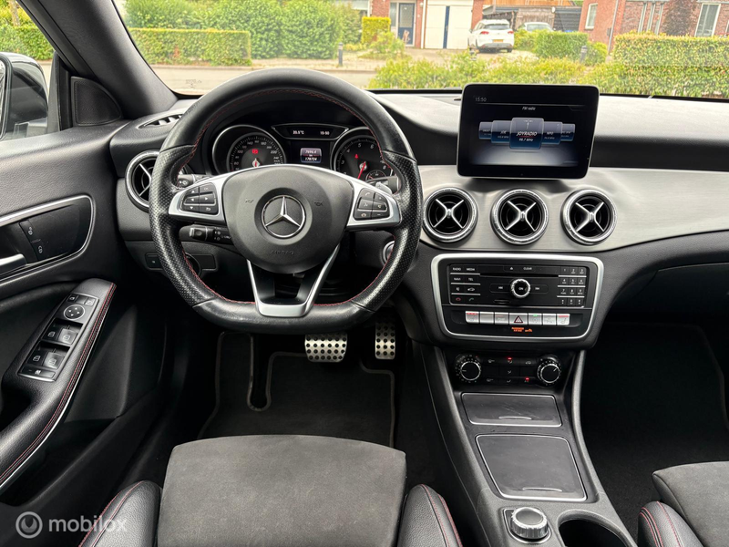 Mercedes-Benz CLA 180 Shooting Brake AMG-LINE|LED|STOELVER — photo 13