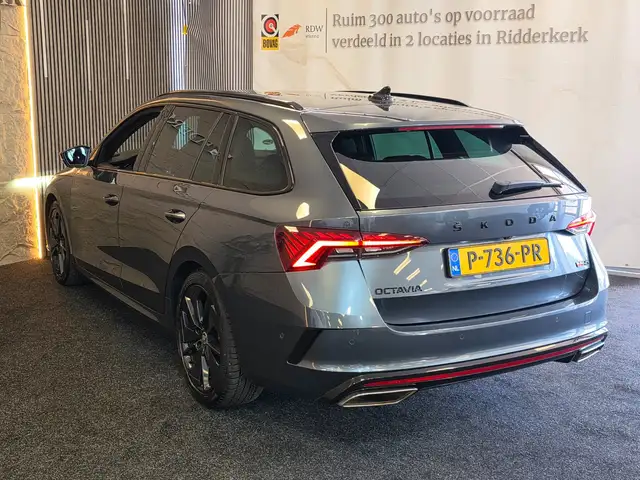 Skoda Octavia view 6
