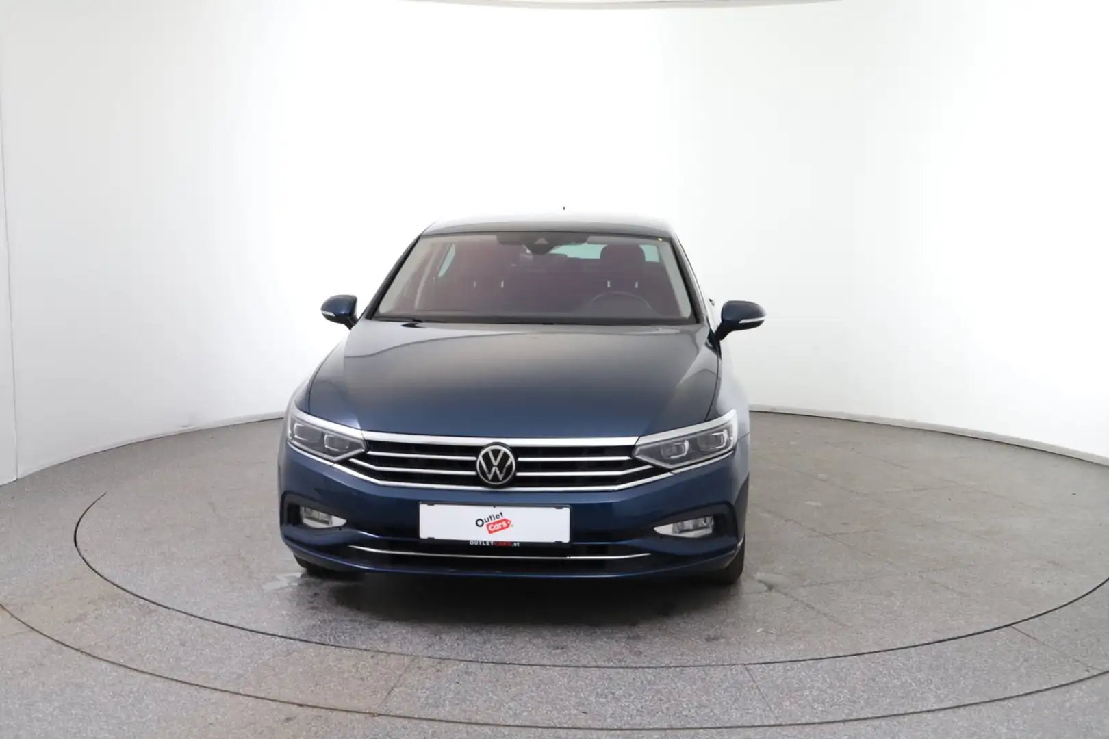 Volkswagen Passat Business TSI Blau - 2