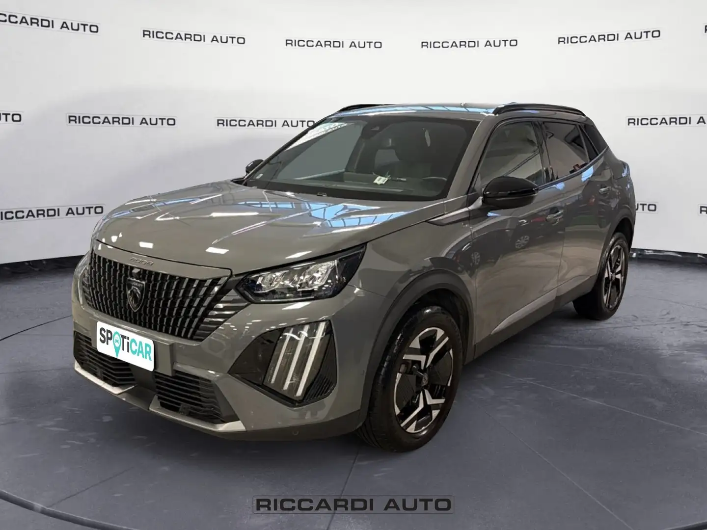 Peugeot 2008 2ª serie PureTech 100 S&S Allure Gris - 1