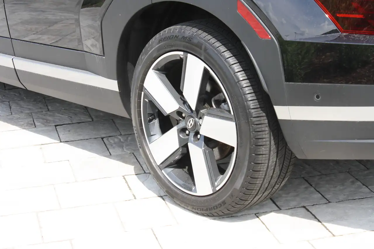 Hyundai SANTA FE снимка Hyundai SANTA FE