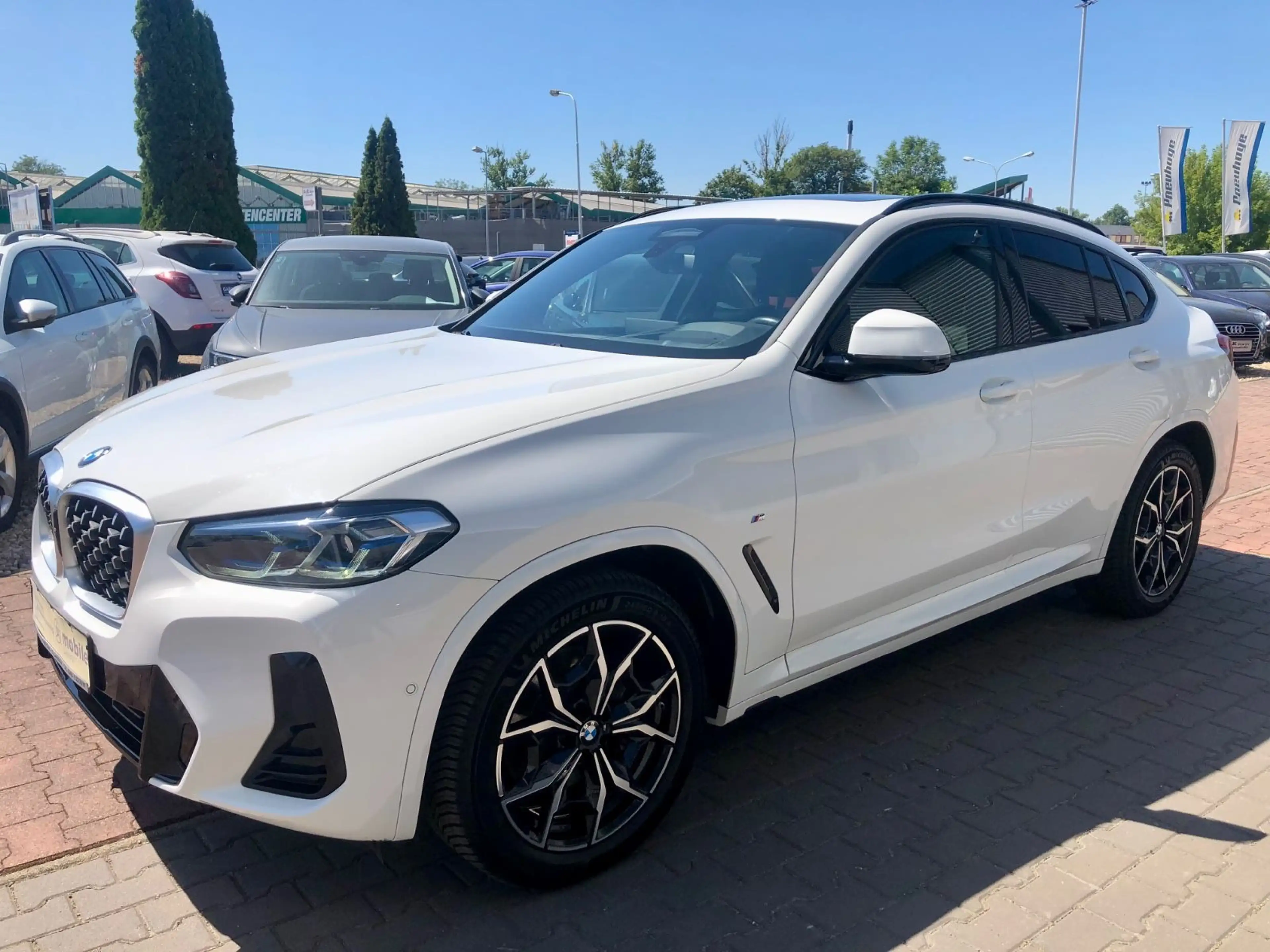 BMW X4 xDrive 30 d M Sport/Panorama/ACC/Laser/Leder — photo 2