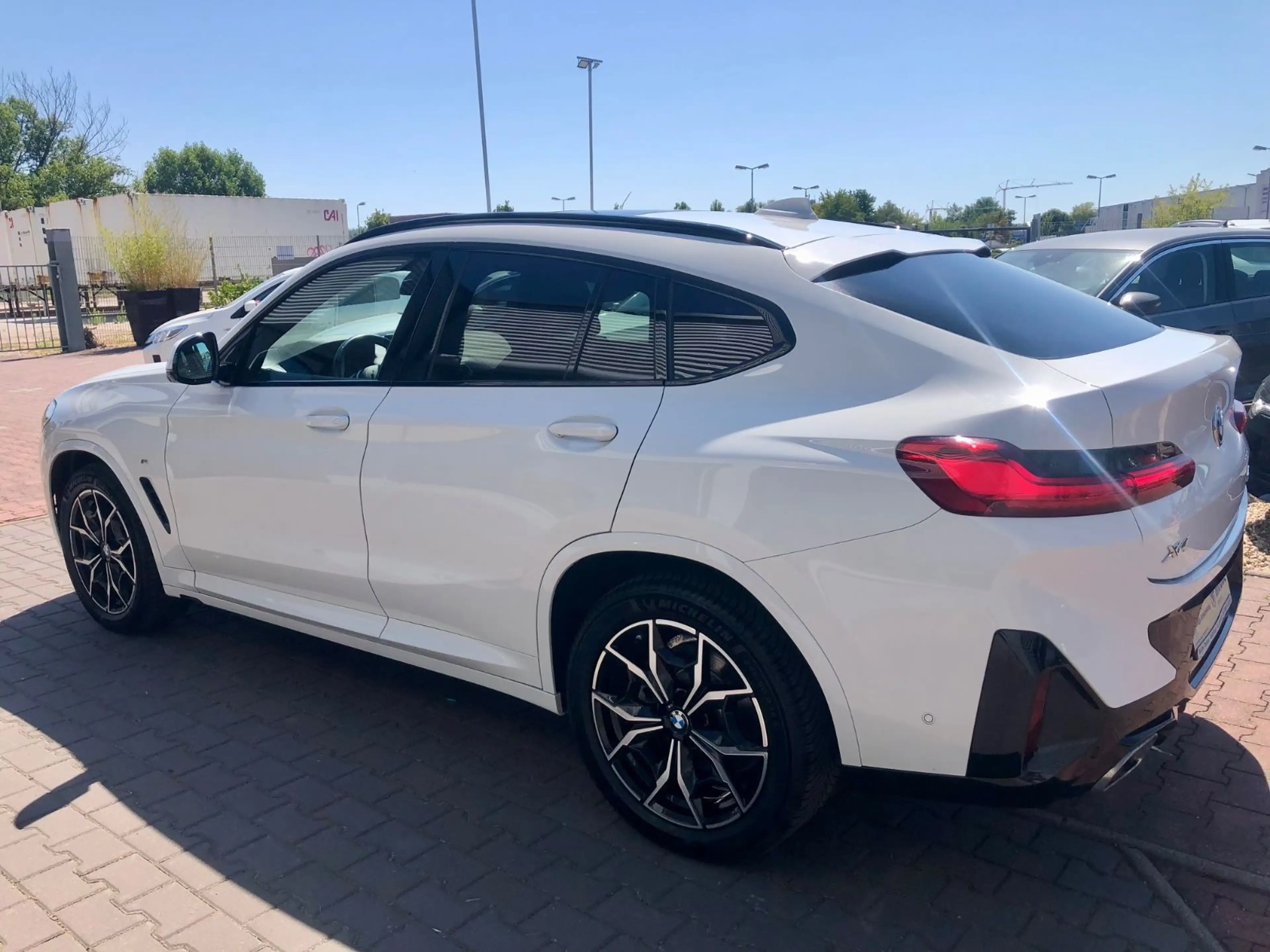 BMW X4 xDrive 30 d M Sport/Panorama/ACC/Laser/Leder — photo 4
