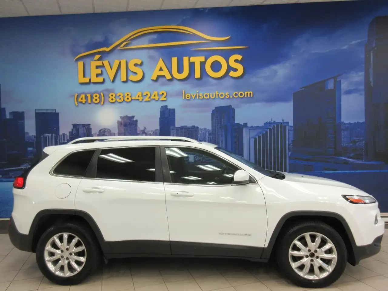 Jeep Cherokee снимка Jeep Cherokee
